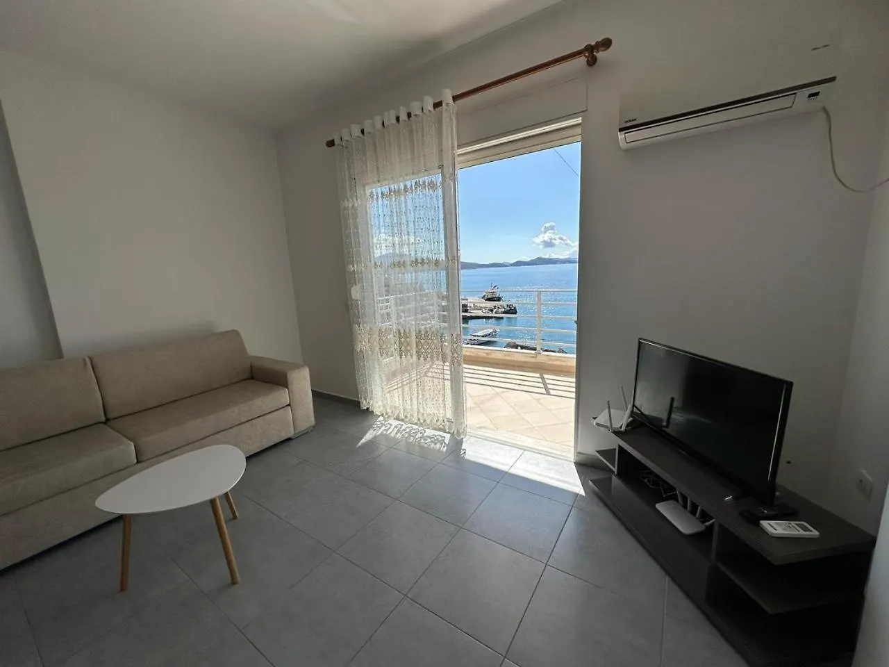 Oni'S Apartments Sarandë 0*,